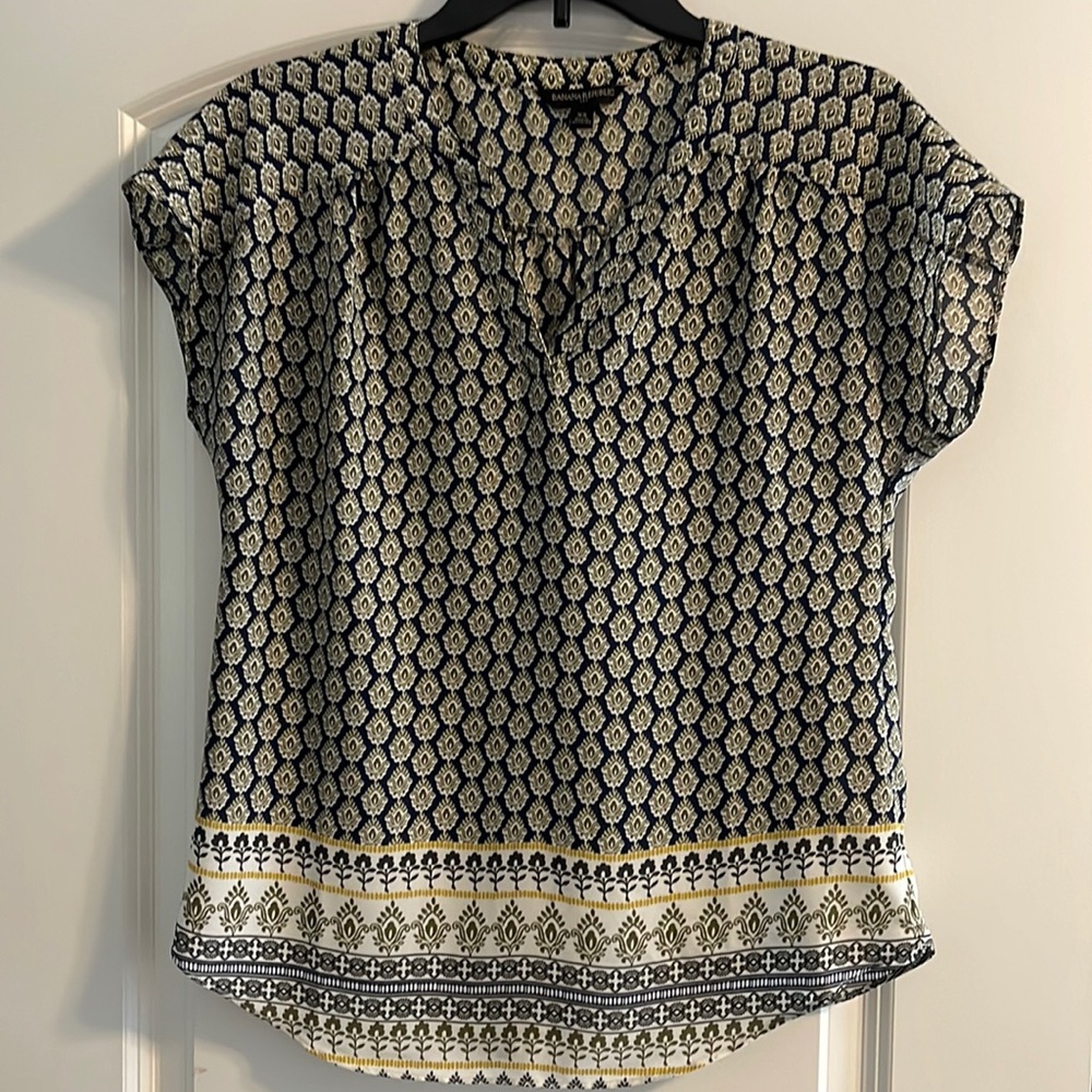 Banana Republic blouse
